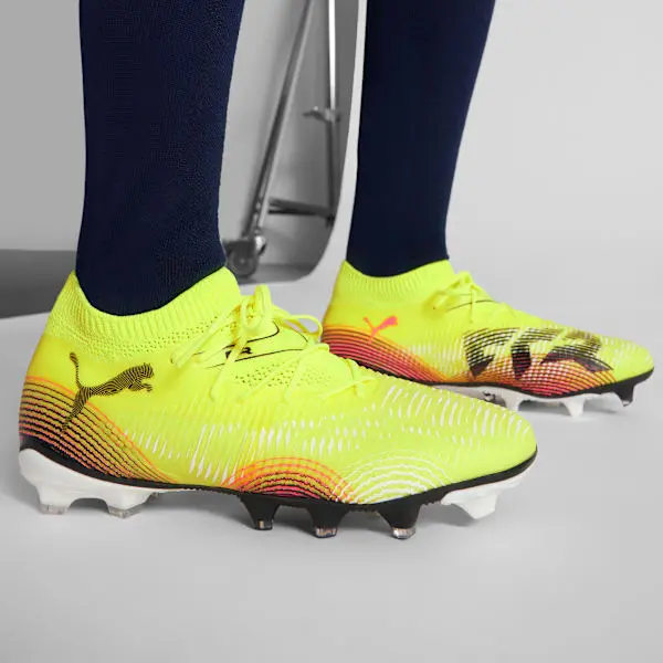 Puma Future 8 Match WMNS Yellow Alert / Black visualised in a clean gallery merchandising shot