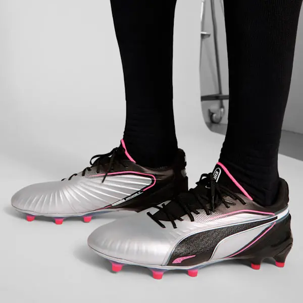 Gallery merchandise photograph presenting Puma King Ultimate FG AG 'Audacity Pack'