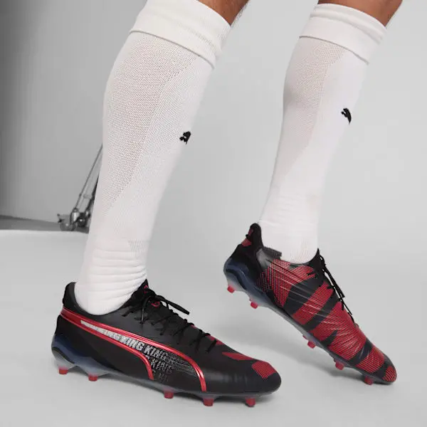 Gallery merchandise photograph presenting Puma King Ultimate FG AG 'Launch Edition'