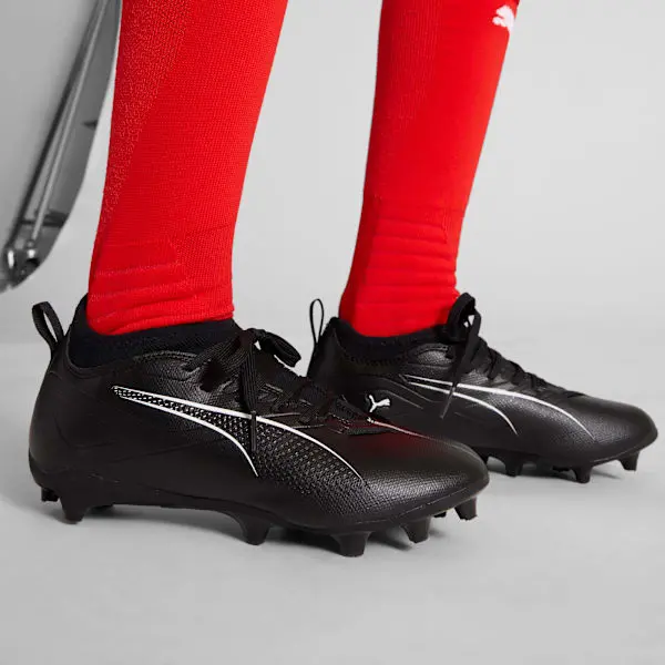 Product discovery photograph of Puma Ultra Match 5 FG AG Little Kid 'Eclipse Pack' in the gallery view